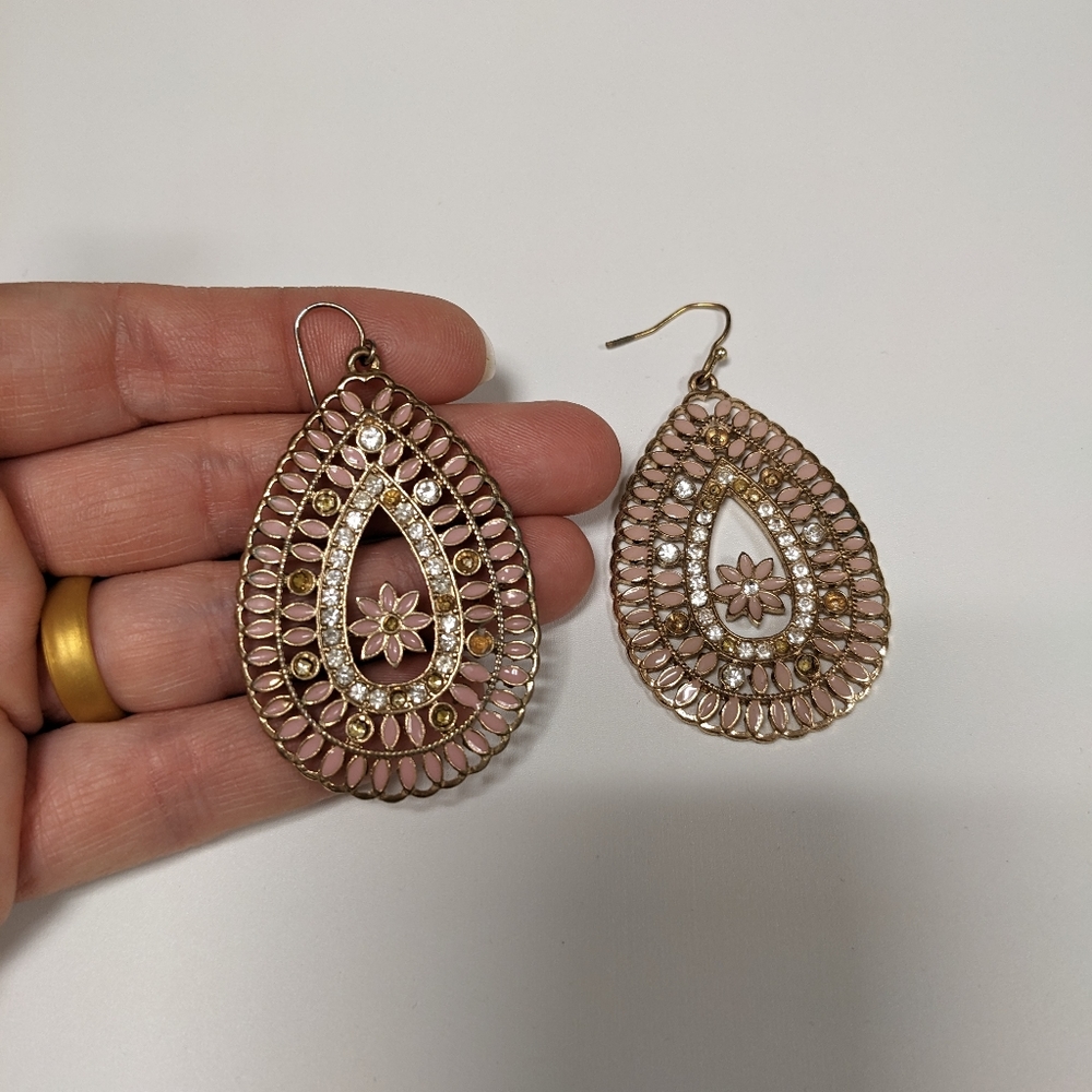 Earring bundle - Picture 3 of 7